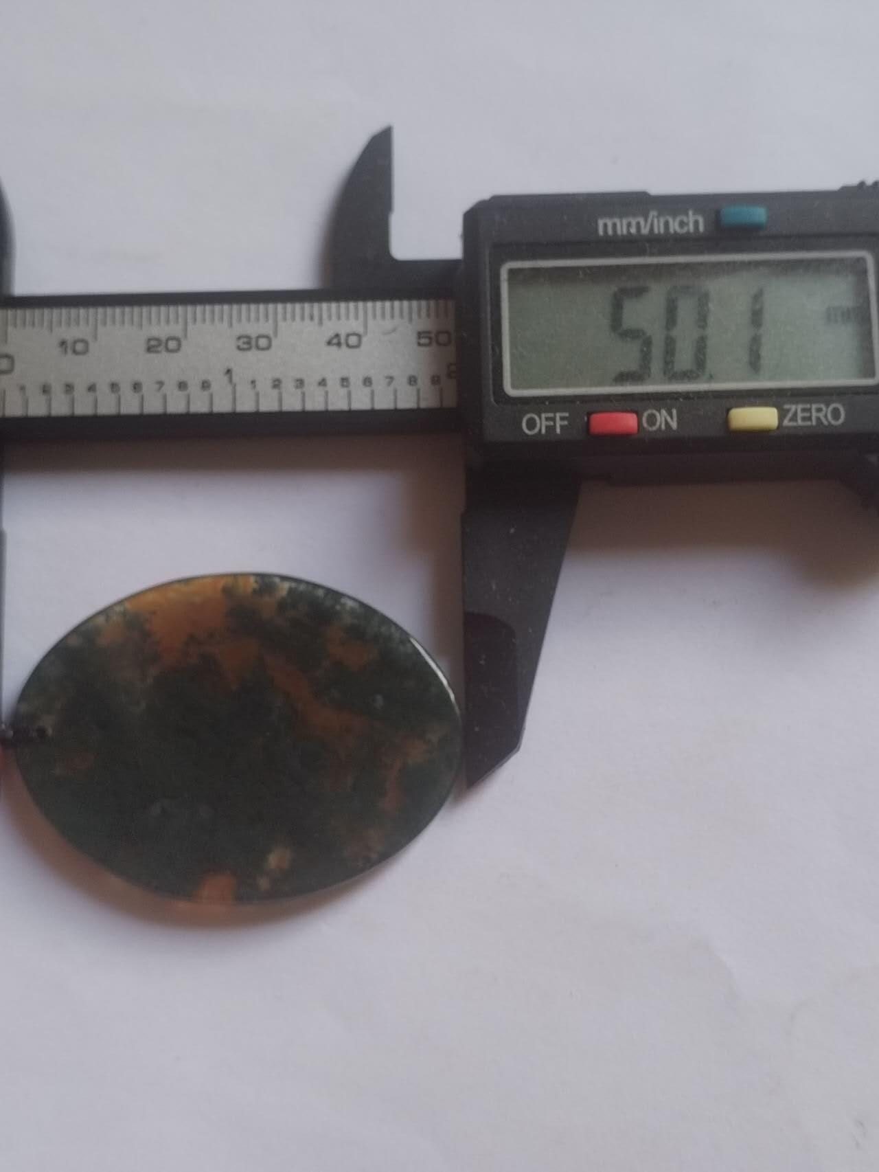 玉石 手镯 手串 手链 虫草玛瑙玉髓挂件。