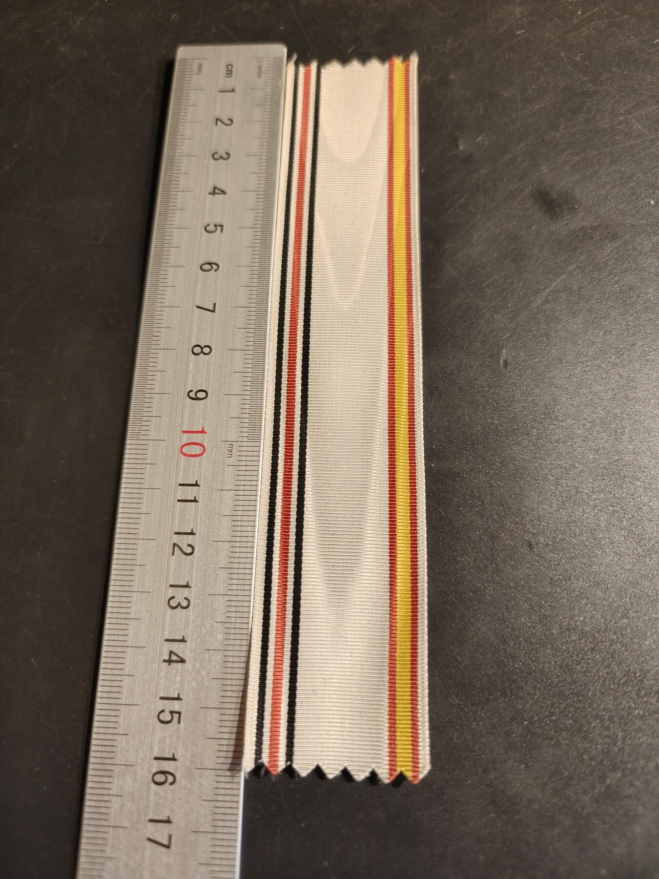 老王徽章第163期 13-15日三场连拍 16日统一发货  13、14日结束后可寄存  德三绶带 16cm 