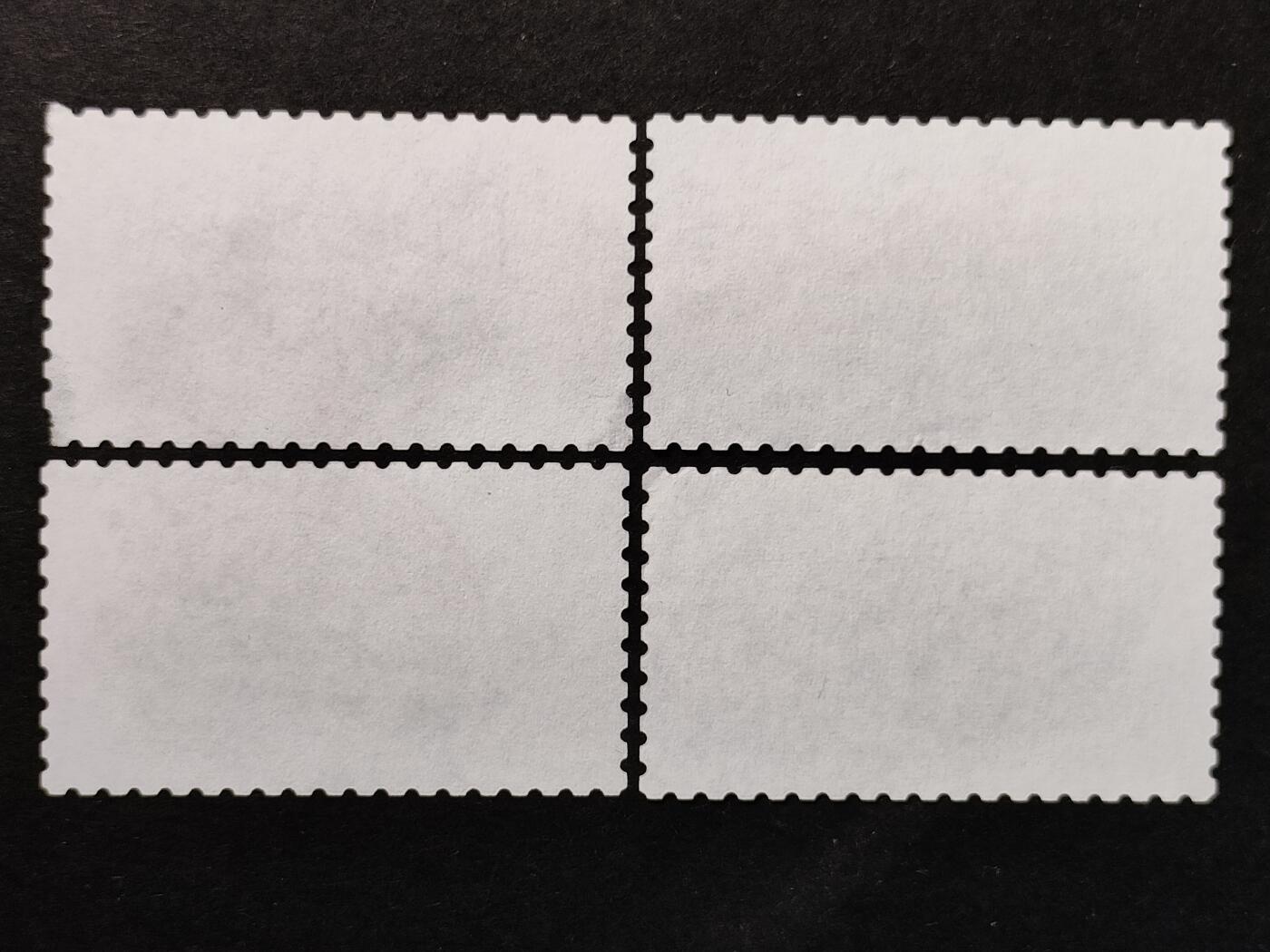 ↓君缘收藏654期☞钱币邮品↓无佣金、可寄存、满30元包邮  德国邮票，2016年经典汽车 福特卡普里和保时捷911邮票2全，有2套随机发一套