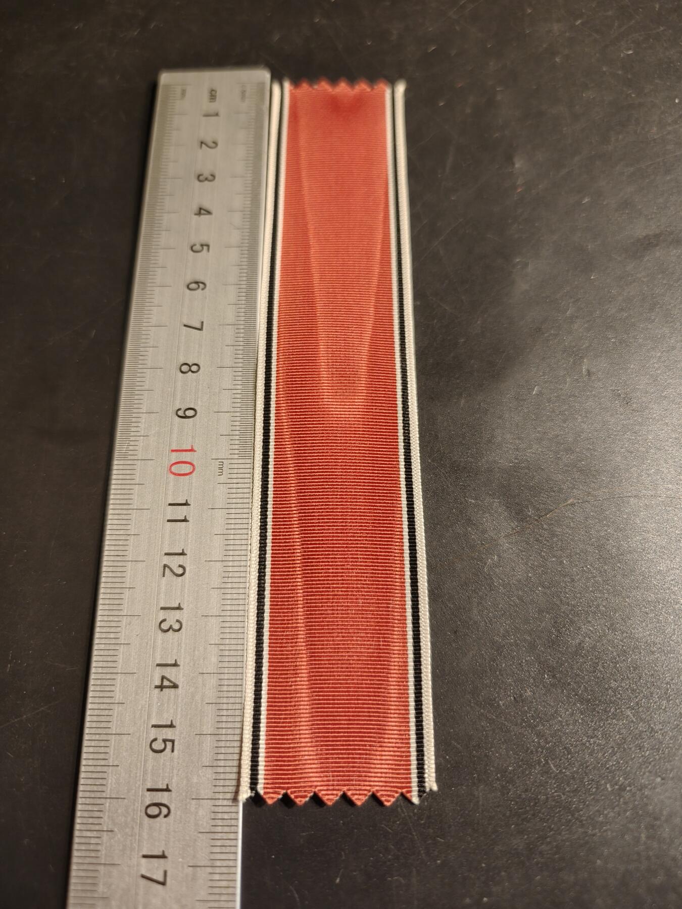 老王徽章第163期 13-15日三场连拍 16日统一发货  13、14日结束后可寄存 德三绶带 16cm  