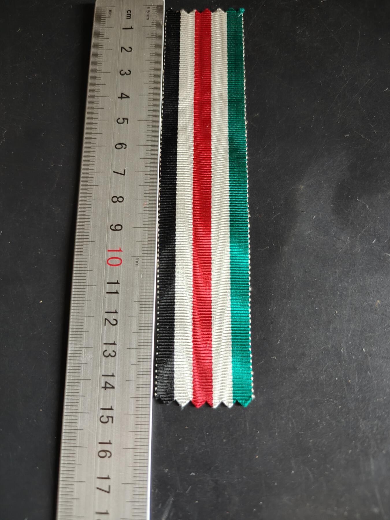 老王徽章第163期 13-15日三场连拍 16日统一发货  13、14日结束后可寄存  德三北非战役奖章绶带    14.5cm