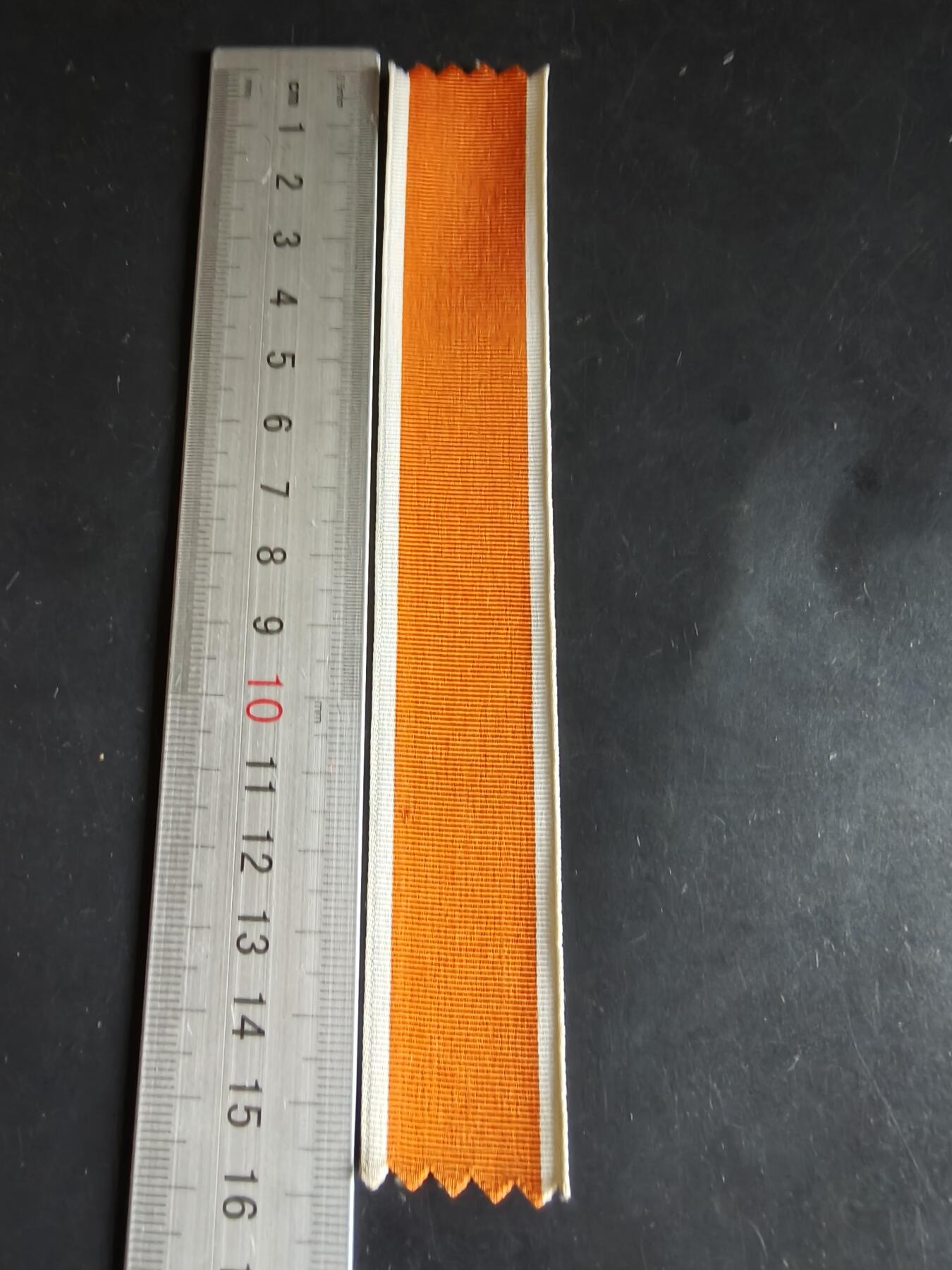 老王徽章第163期 13-15日三场连拍 16日统一发货  13、14日结束后可寄存  德三绶带    16cm