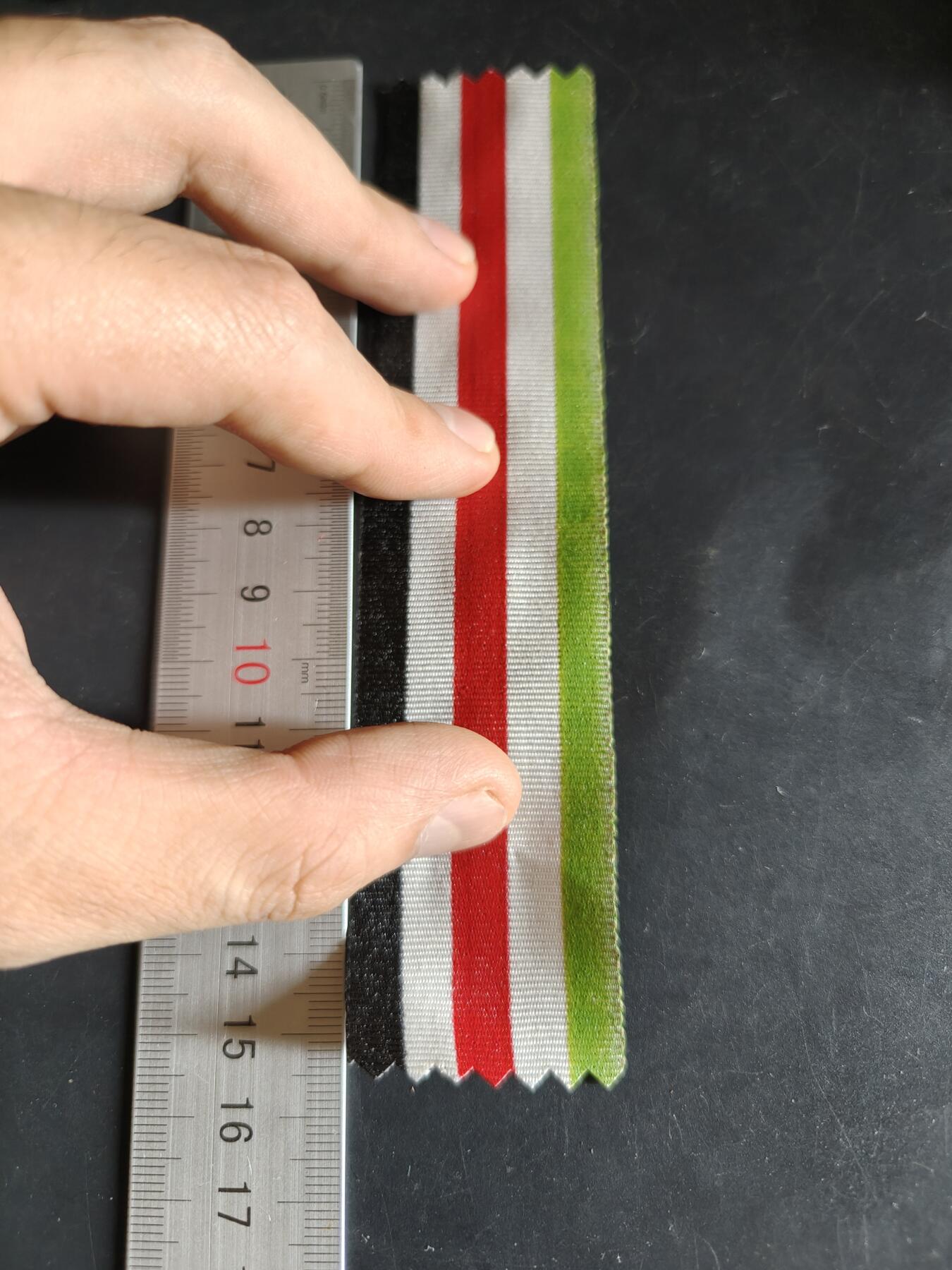 老王徽章第163期 13-15日三场连拍 16日统一发货  13、14日结束后可寄存  德三北非战役奖章绶带    15.5cm