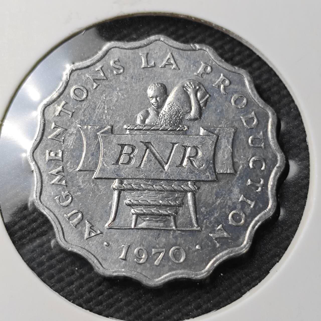 KK钱币收藏小铺  第371场  2月预留时间 周末发货  卢旺达2法郎