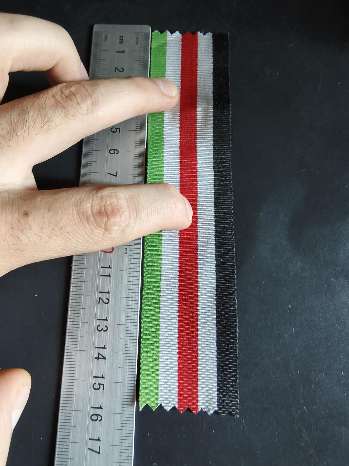 老王徽章第163期 13-15日三场连拍 16日统一发货  13、14日结束后可寄存  德三北非战役奖章绶带    16cm