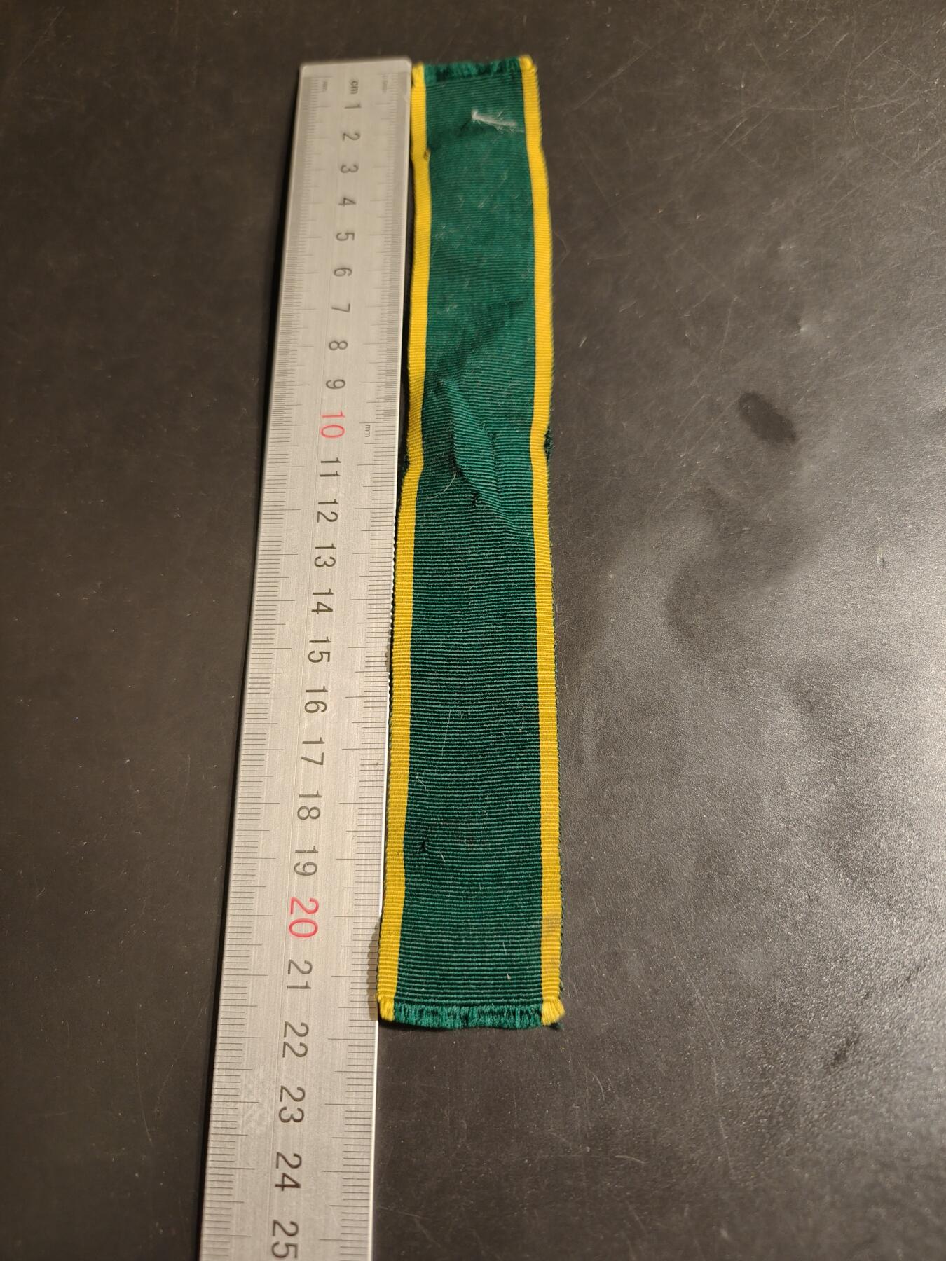 老王徽章第163期 13-15日三场连拍 16日统一发货  13、14日结束后可寄存 英国效率奖章绶带    21.5cm 