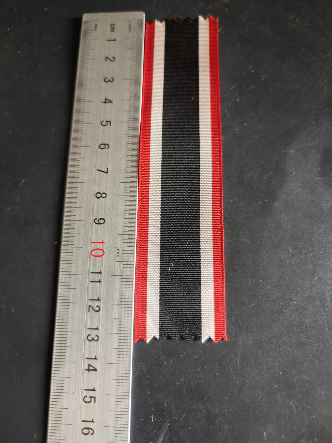 老王徽章第163期 13-15日三场连拍 16日统一发货  13、14日结束后可寄存  德三战功奖章绶带    13cm