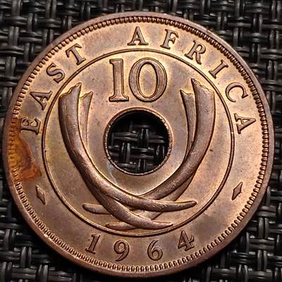 布加迪🐬～世界钱币(上海)🌾第 259 期 /  各国套币和散币 - 东非 1942年 10分 30.8mm