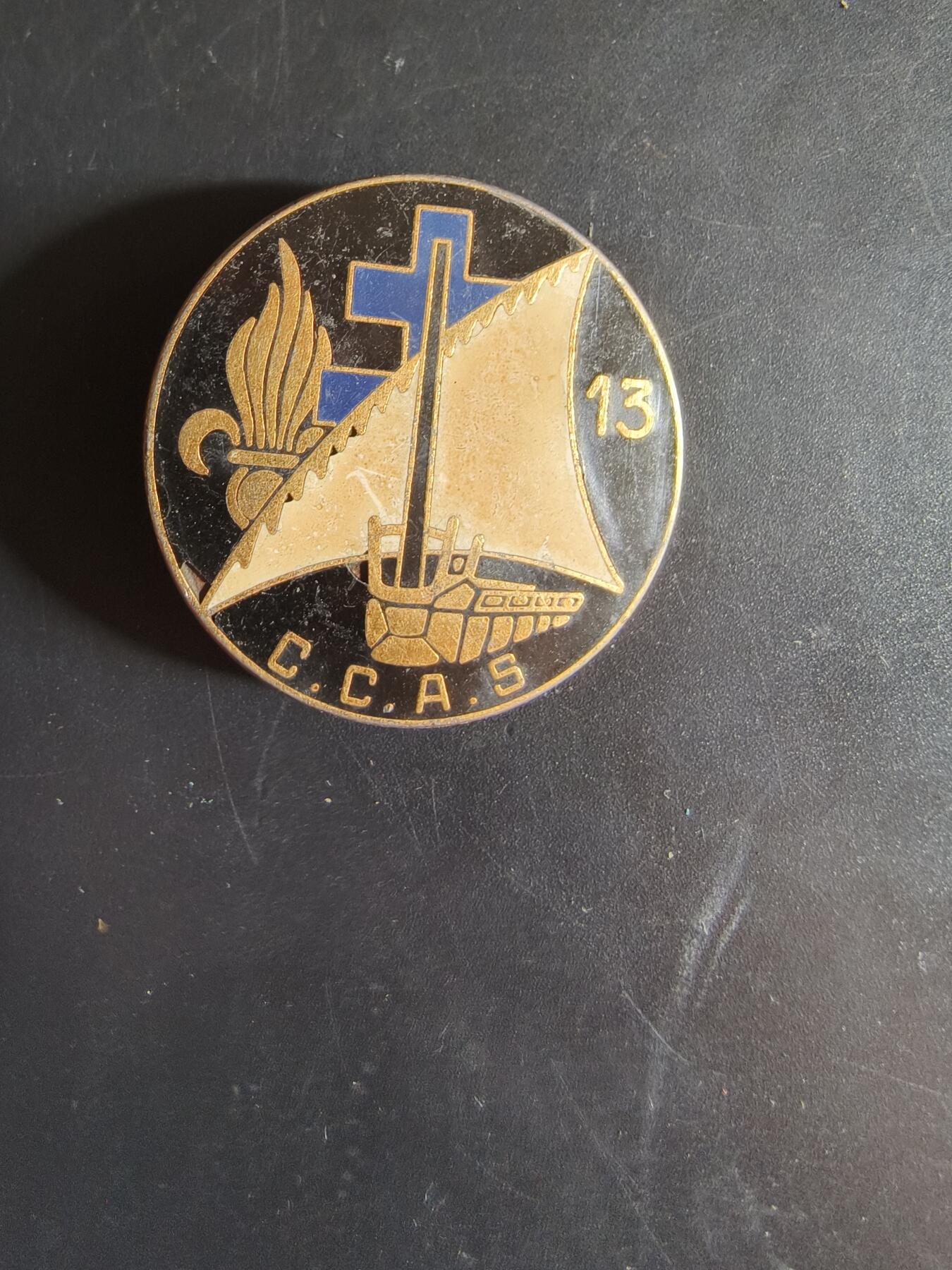 老王徽章第163期 13-15日三场连拍 16日统一发货  13、14日结束后可寄存 法国证章