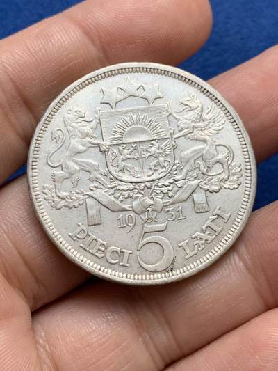 《竞宝斋》第438场 周日，周一，周二 3场连拍 （全场包邮） 拉脱维亚1931年谷物女神 5拉特大银币 25克 经典品种