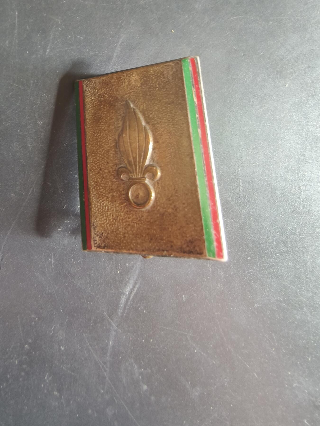 老王徽章第163期 13-15日三场连拍 16日统一发货  13、14日结束后可寄存 法国证章