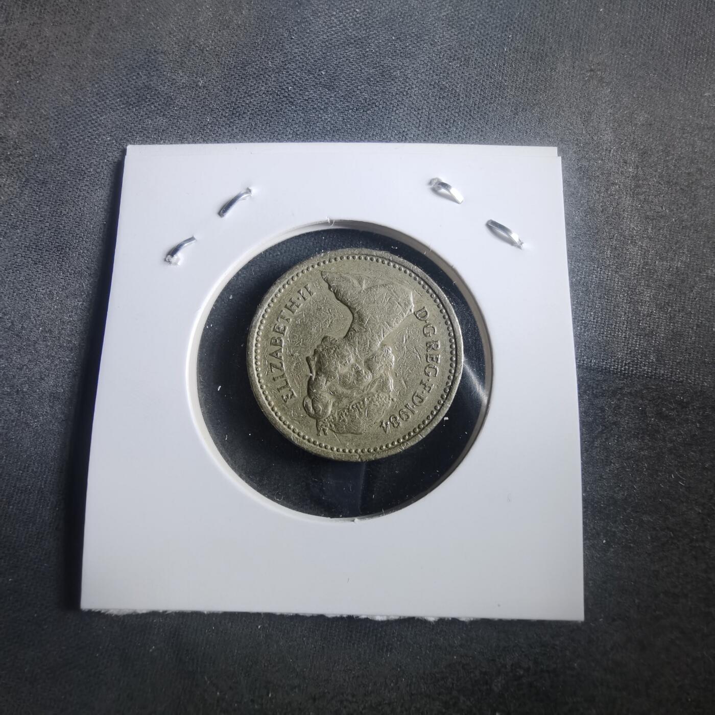 沼泽如烟--第904场 英国1984年一磅