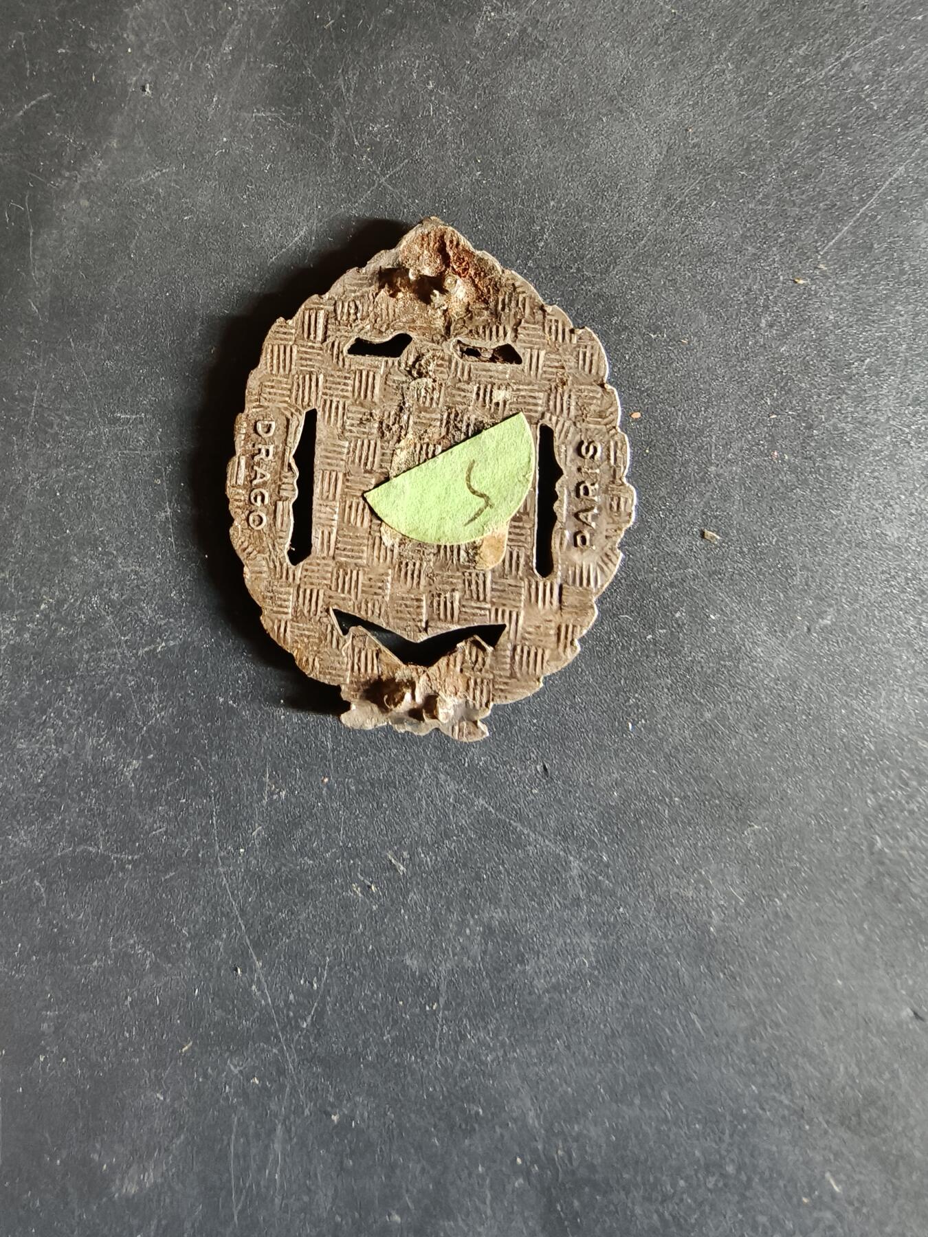 老王徽章第163期 13-15日三场连拍 16日统一发货  13、14日结束后可寄存 法国证章