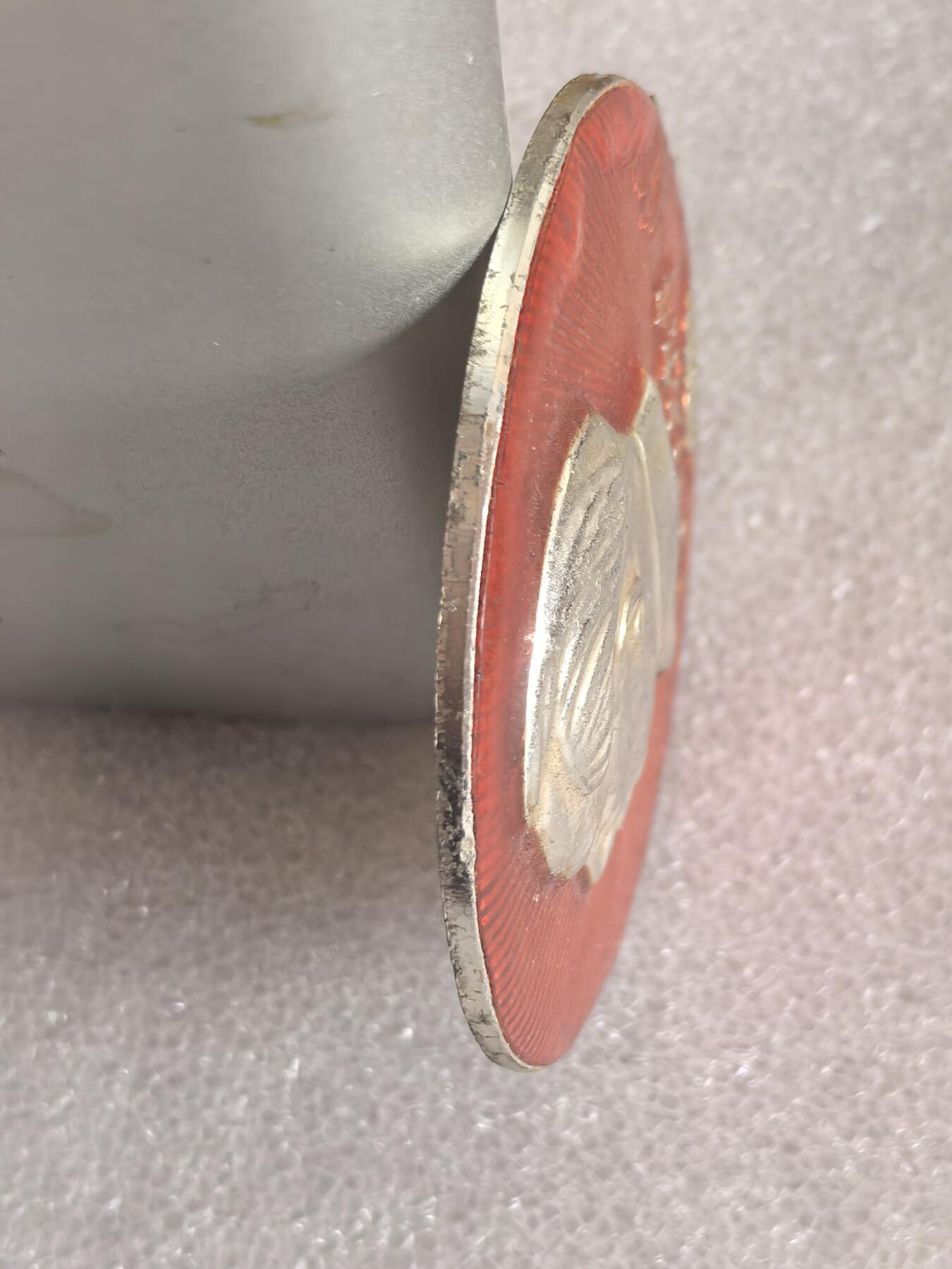 红色像章专场.包老包真.文革时期.实图拍摄.特价惠友