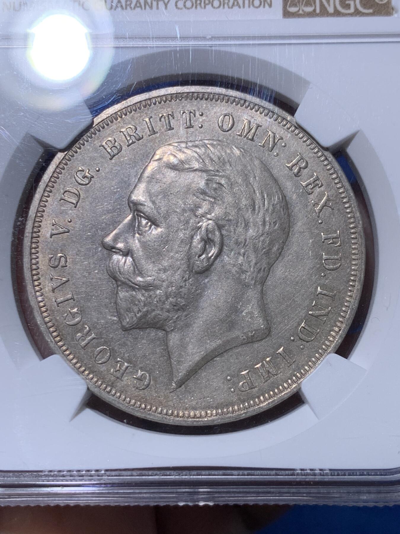 《竞宝斋》第438场 周日，周一，周二 3场连拍 （全场包邮） NGC MS64 英国1935年乔治五世1克朗马剑银币 均匀欧洲包浆