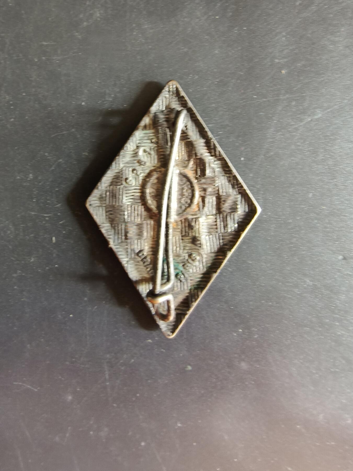 老王徽章第163期 13-15日三场连拍 16日统一发货  13、14日结束后可寄存 法国证章