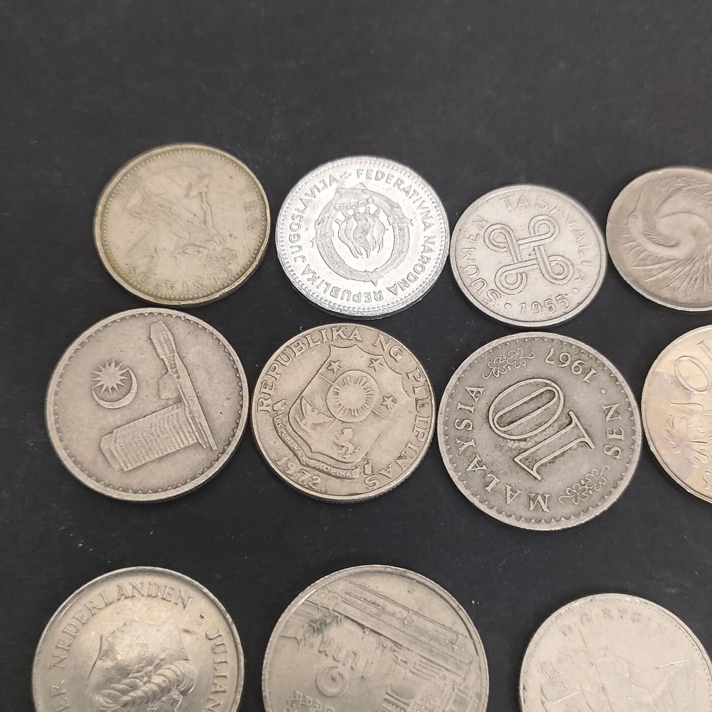 猩哥外币小铺➨【第202场】 钱币20个