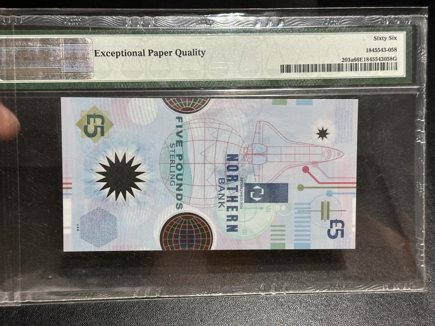 《外钞收藏家》第五百八十五期（精品场）（本平台长期征集拍品、欢迎藏友们联系合作）