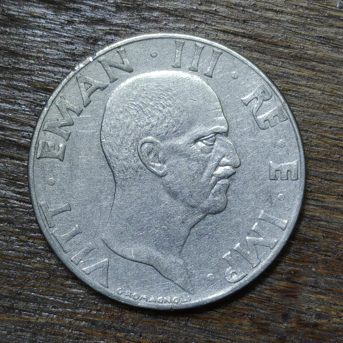 【铜匠收藏】★第132场★散币场，无佣金，30包邮。不满30元，支付5元运费。《接受代拍 代送NGC评级》 意大利 1942年 50分