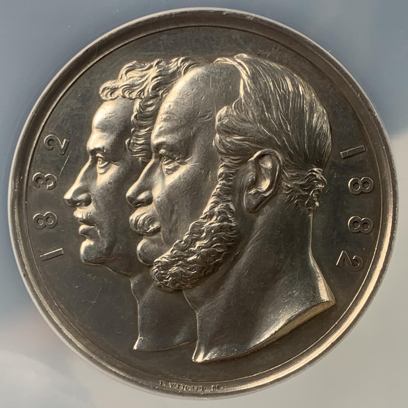 掌中浮雕-藏着的欧洲第042场 NGC UNC : 1882年西里西亚赛马俱乐部成立50周年银章，Emil Weigand 和 Friedrich Wilhelm Kullrich雕刻，50mm