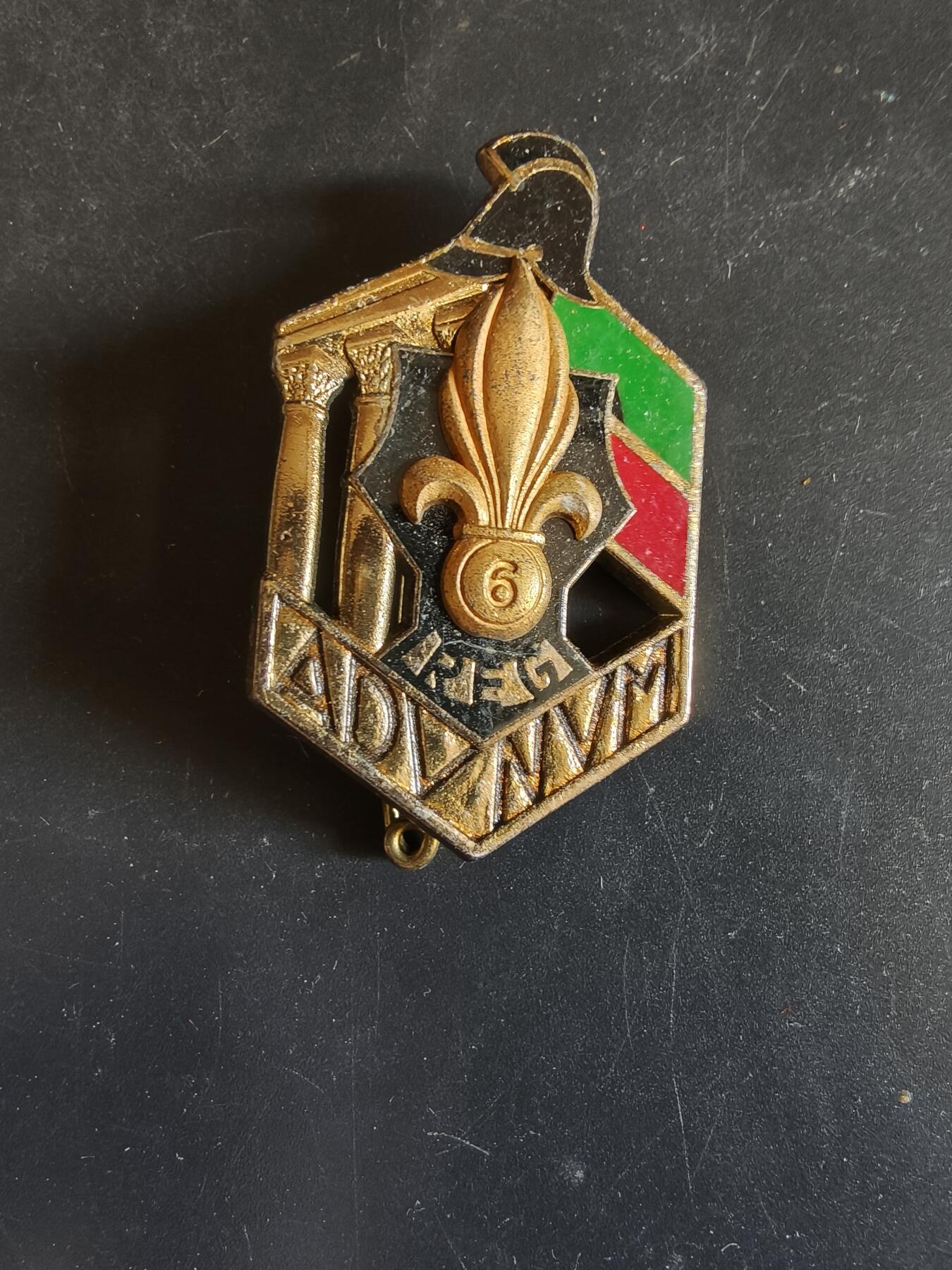 老王徽章第163期 13-15日三场连拍 16日统一发货  13、14日结束后可寄存 法国证章