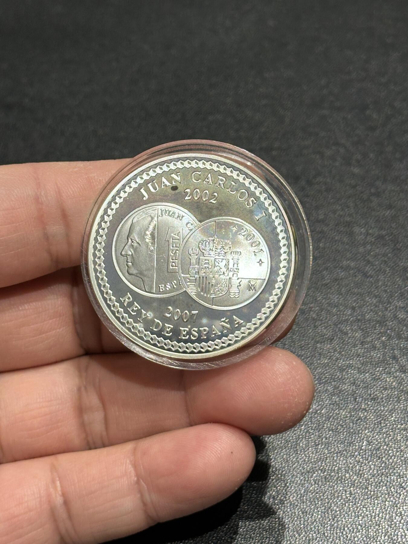 《外钞收藏家》第五百八十五期（精品场）（本平台长期征集拍品、欢迎藏友们联系合作）