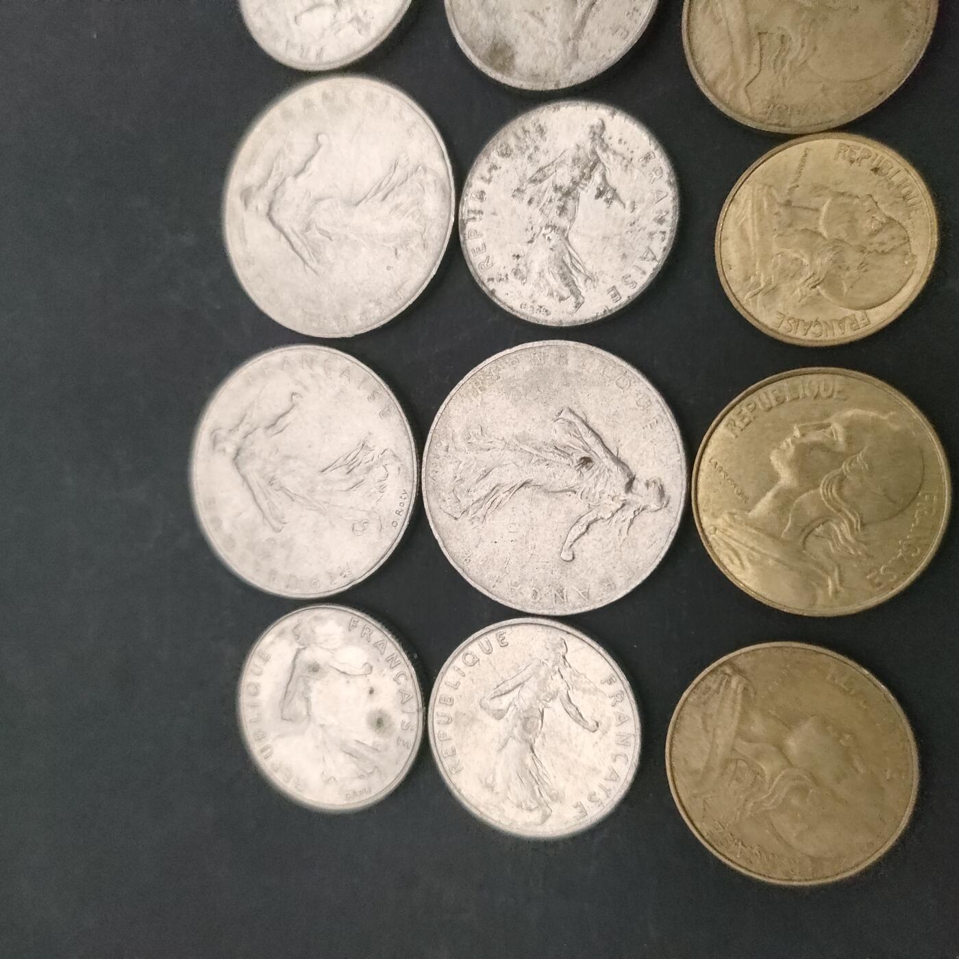 猩哥外币小铺➨【第202场】 法国13个