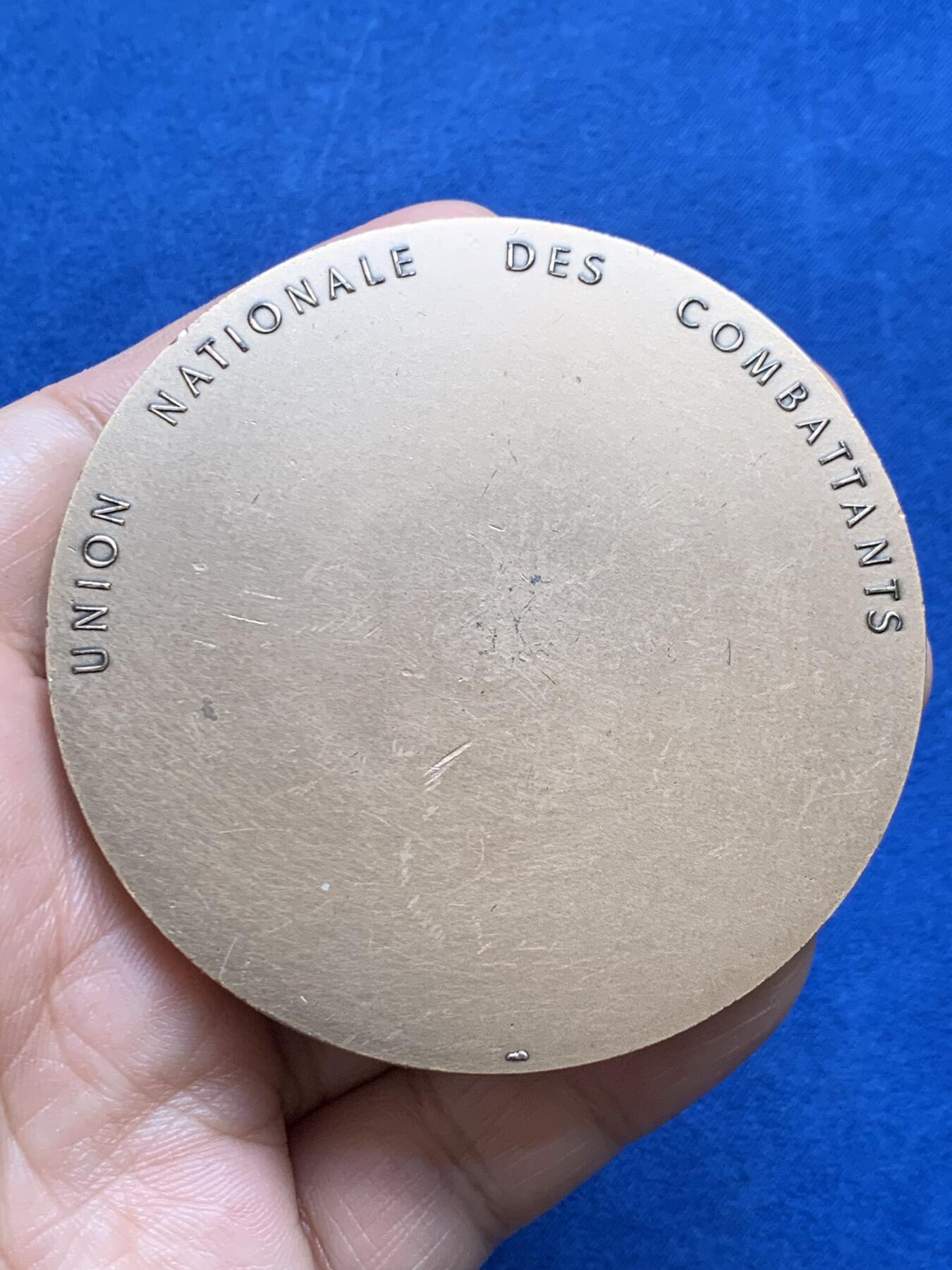 《竞宝斋》第438场 周日，周一，周二 3场连拍 （全场包邮） 法国老兵联盟克里梦梭总理大铜章 直径71.4mm 重量187.7g