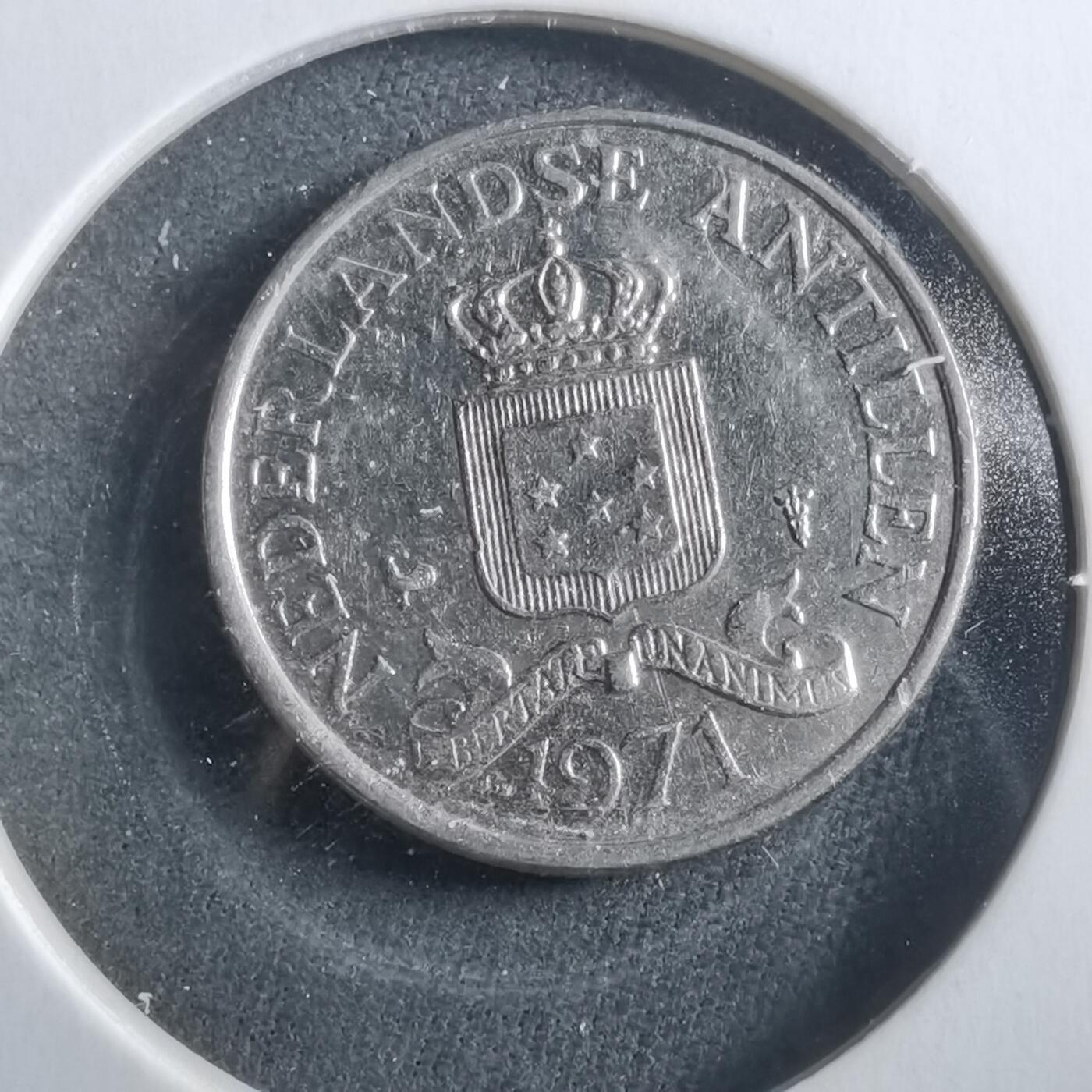 沼泽如烟--第906场 荷属安的列斯1971年25分