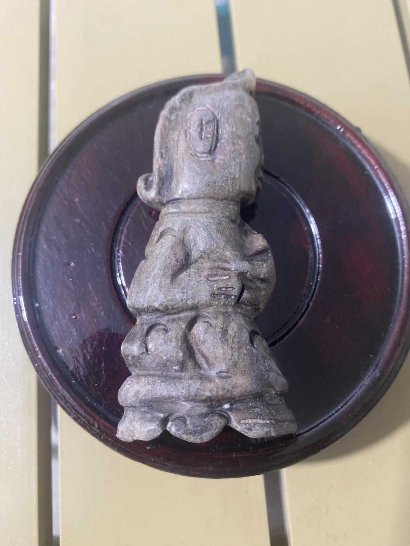 江南站杂件场 老玉手把件