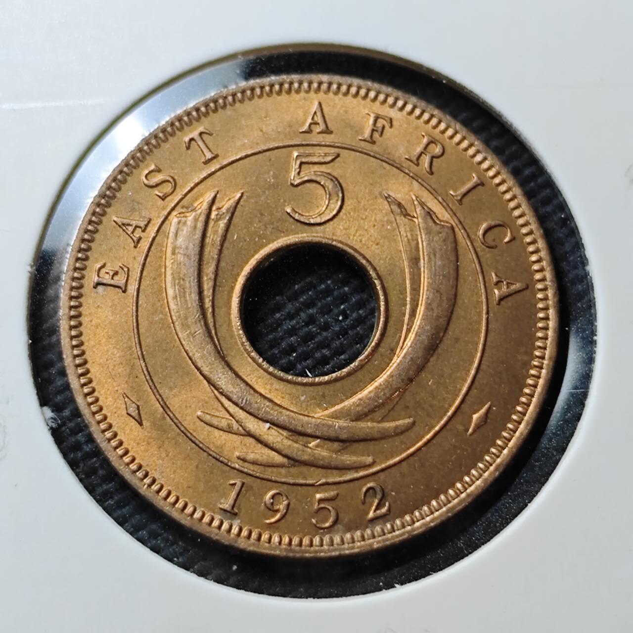 KK钱币收藏小铺  第371场  2月预留时间 周末发货  英属东非5分铜币 好品