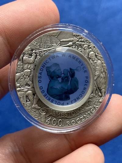 《竞宝斋》第438场 周日，周一，周二 3场连拍 （全场包邮） 波兰2008年10兹罗提精制银币 波兰人在北美定居400周年（詹姆斯敦，美国也发行相应主题纪念币。中间是玻璃） 14.14克 925银