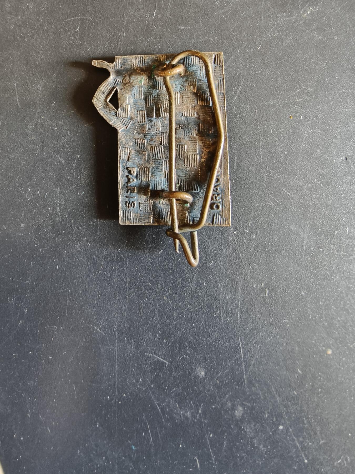 老王徽章第163期 13-15日三场连拍 16日统一发货  13、14日结束后可寄存 法国证章