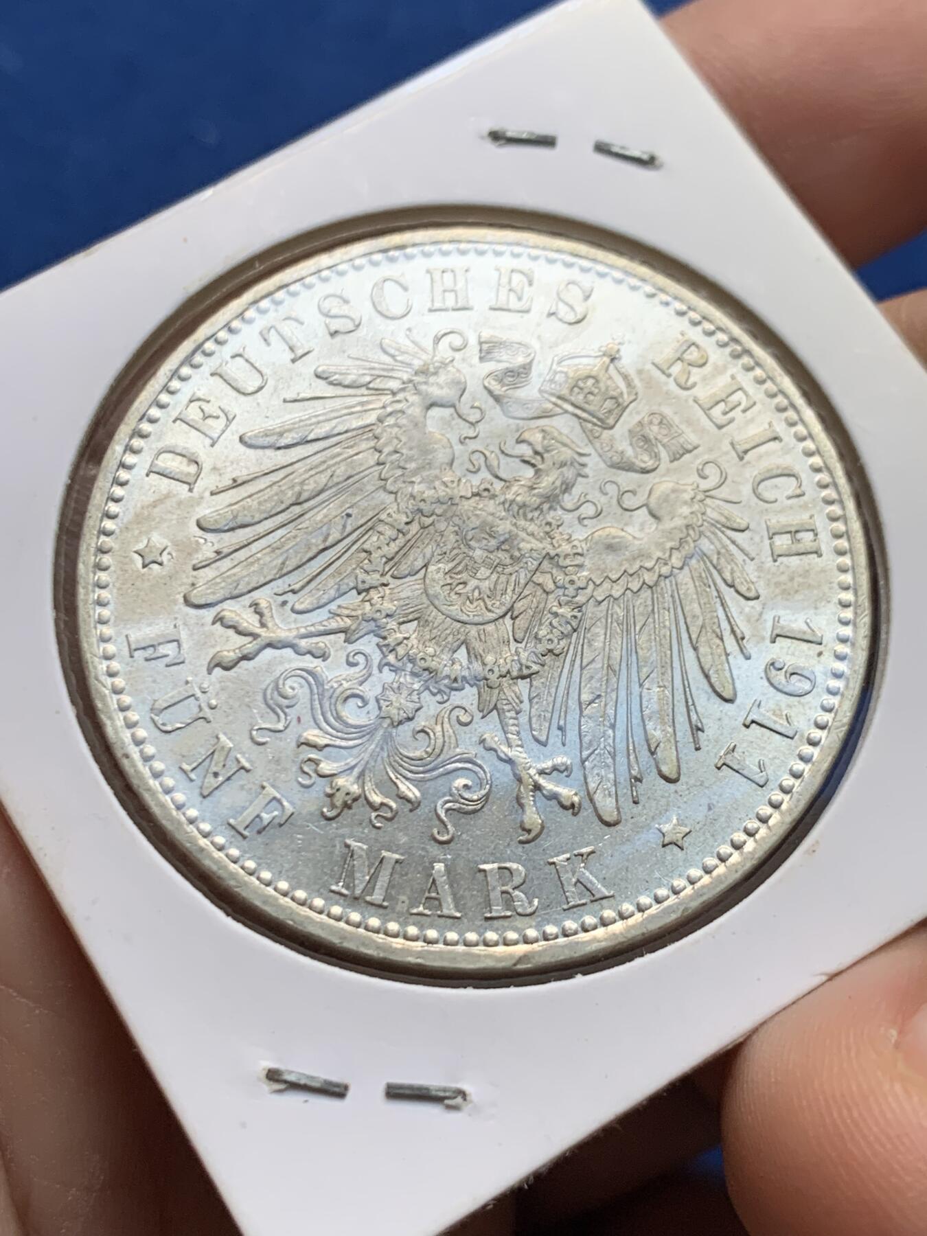 《竞宝斋》第438场 周日，周一，周二 3场连拍 （全场包邮） 德国1911年巴伐利亚摄政王利奥波德90大寿5马克银币，发行量仅16万枚，状态好，细节见图