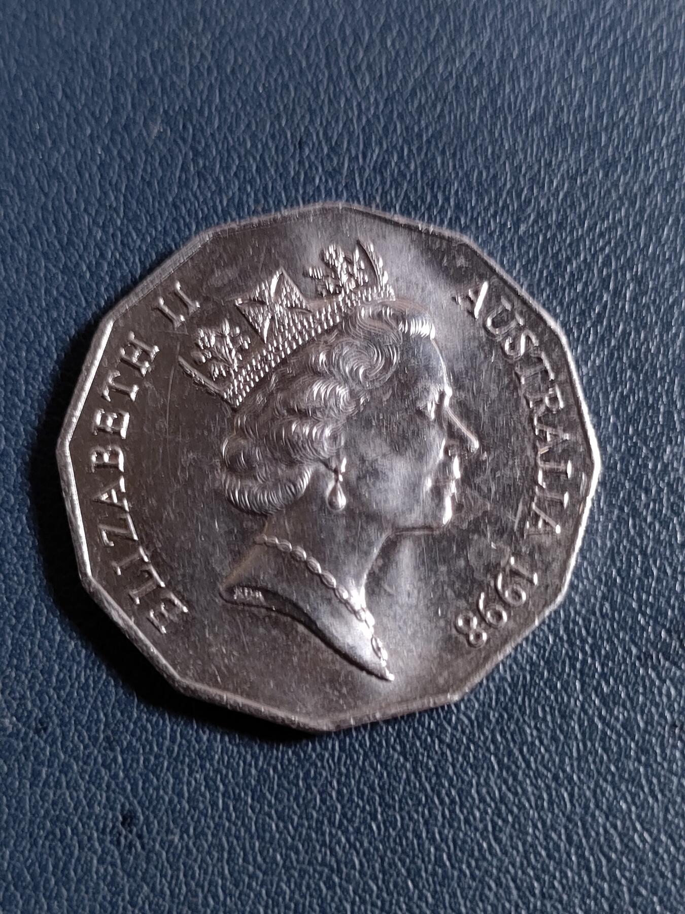 世界各国普、纪币捡漏专场(第十九场) 【绝版】1998年澳大利亚伊丽莎白二世女王头像/巴斯和佛林德斯胸像异形50分纪念币