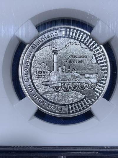 《竞宝斋》第438场 周日，周一，周二 3场连拍 （全场包邮） 首期 NGC PF70UC 比利时2020年欧洲大陆首列火车运行185周年5欧元精制银币（首次采用Multiview多维视图技术，在不同的角度，会看到三幅不同的画面效果。正面观看为火车本体，向右侧偏转会在空白处看到铁路运行图，向左侧偏转会看到三列始发火车名称及运行地点。）带盒证。