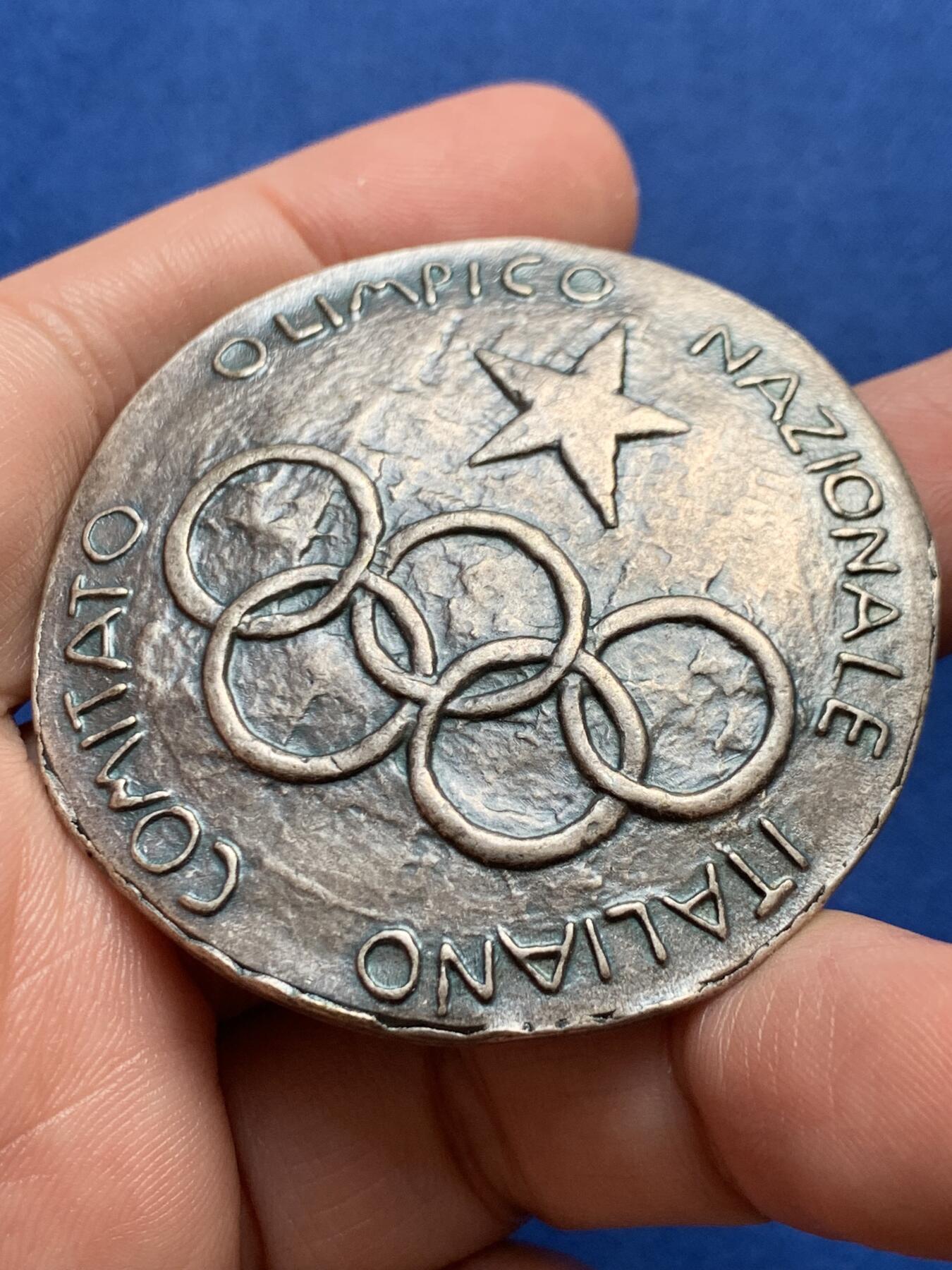 《竞宝斋》第438场 周日，周一，周二 3场连拍 （全场包邮） 意大利国家奥林匹克委员会纪念章 60.4克 50mm