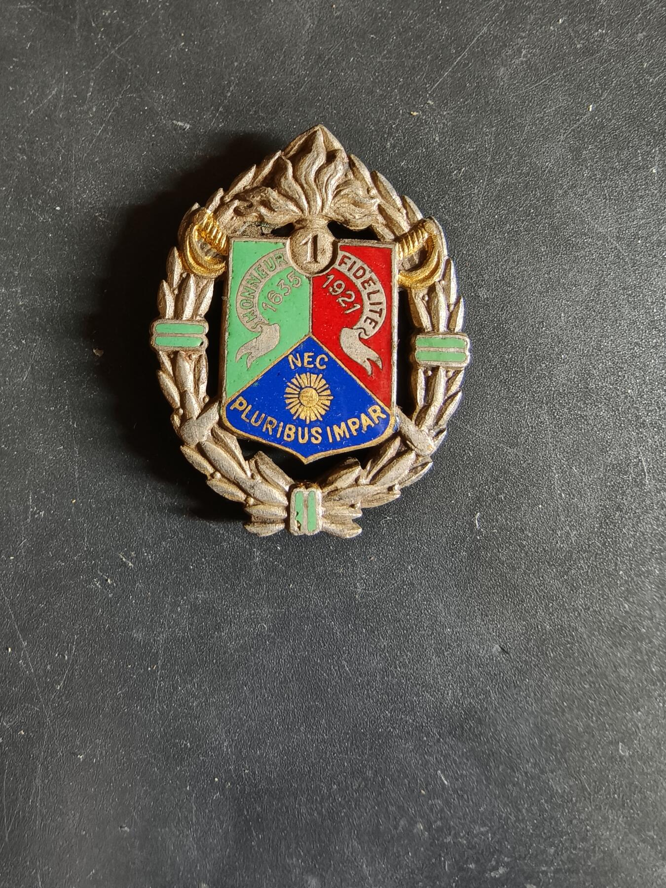 老王徽章第163期 13-15日三场连拍 16日统一发货  13、14日结束后可寄存 法国证章