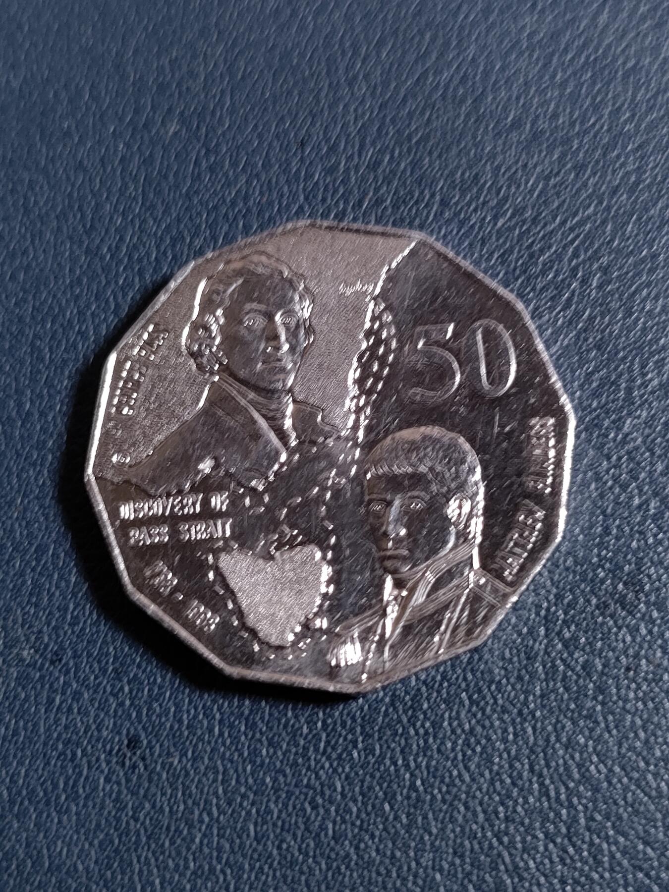 世界各国普、纪币捡漏专场(第十九场) 【绝版】1998年澳大利亚伊丽莎白二世女王头像/巴斯和佛林德斯胸像异形50分纪念币