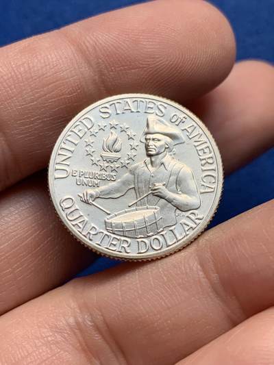 《竞宝斋》第438场 周日，周一，周二 3场连拍 （全场包邮） 两枚一组 美国 1976年 25分/50分 建国两百周年纪念 银币 转光好品