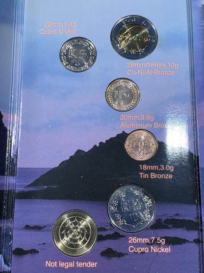 《竞宝斋》第438场 周日，周一，周二 3场连拍 （全场包邮） 台湾省原住少数民族系列卡册-雅美族，系列龙头，主题章+年份币只在卡册里发行。