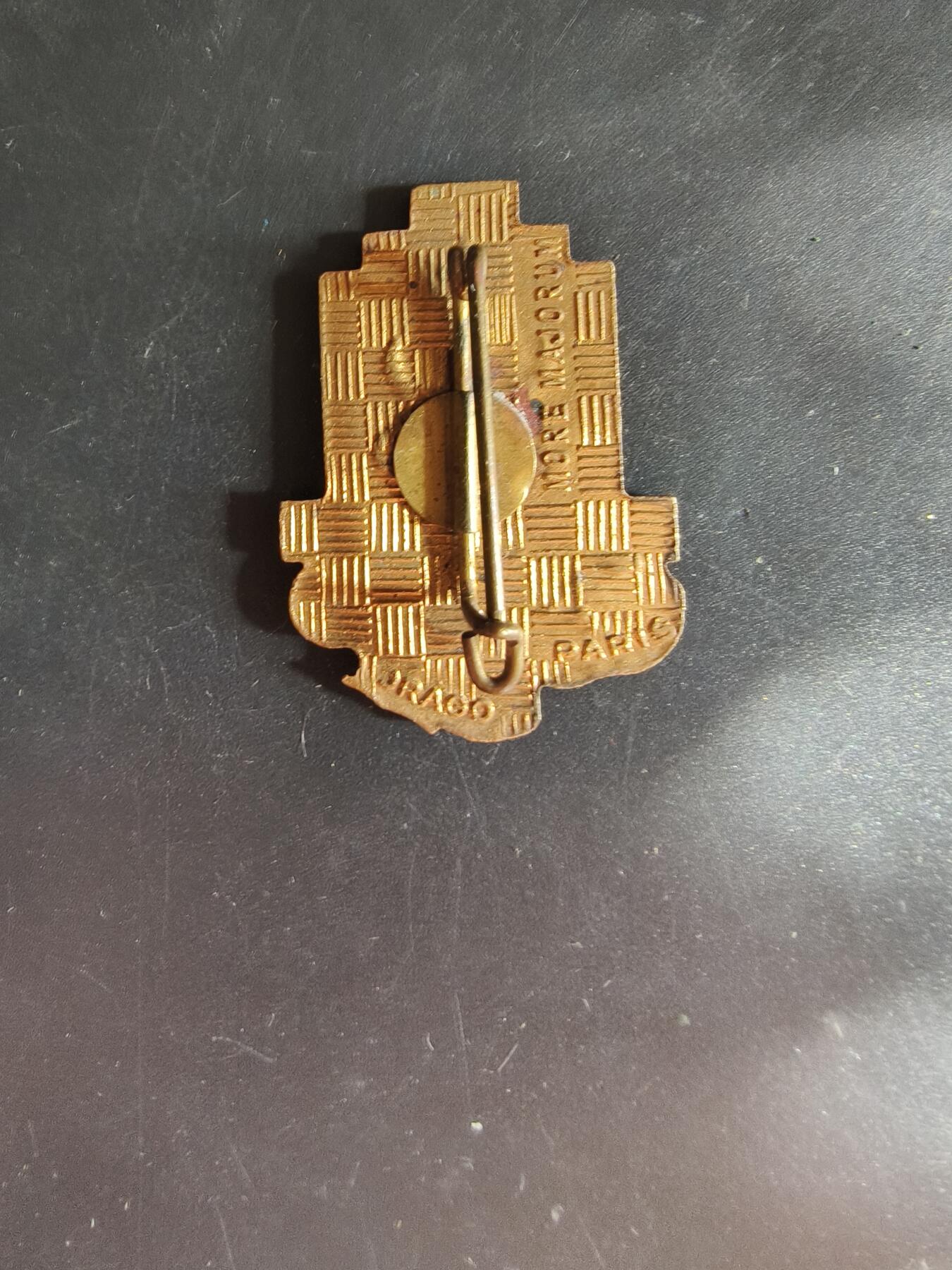 老王徽章第163期 13-15日三场连拍 16日统一发货  13、14日结束后可寄存 法国证章