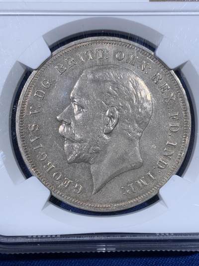 《竞宝斋》第438场 周日，周一，周二 3场连拍 （全场包邮） NGC MS64 英国1935年乔治五世1克朗马剑银币 均匀欧洲包浆