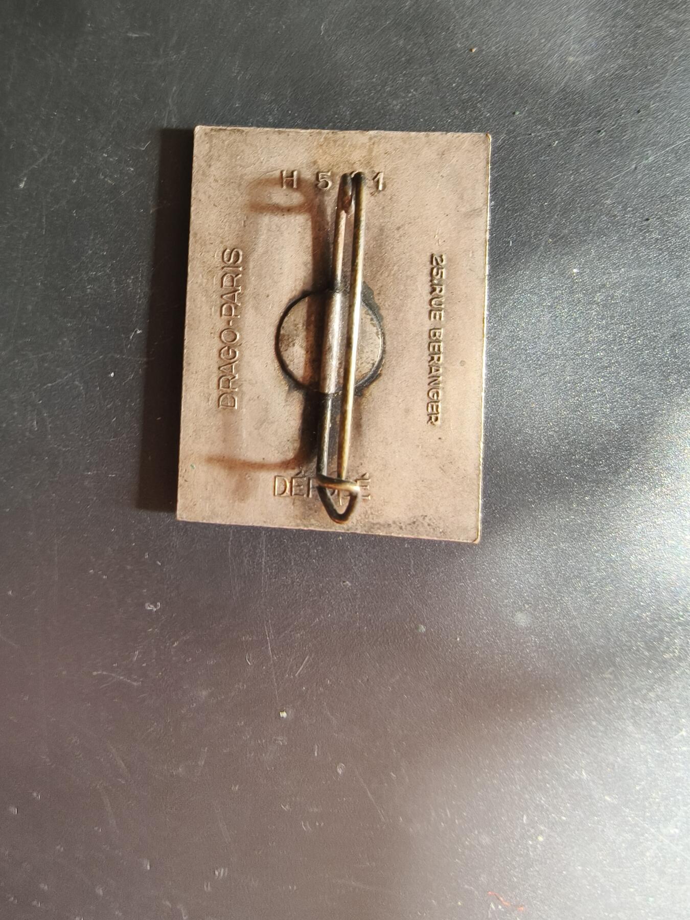 老王徽章第163期 13-15日三场连拍 16日统一发货  13、14日结束后可寄存 法国证章