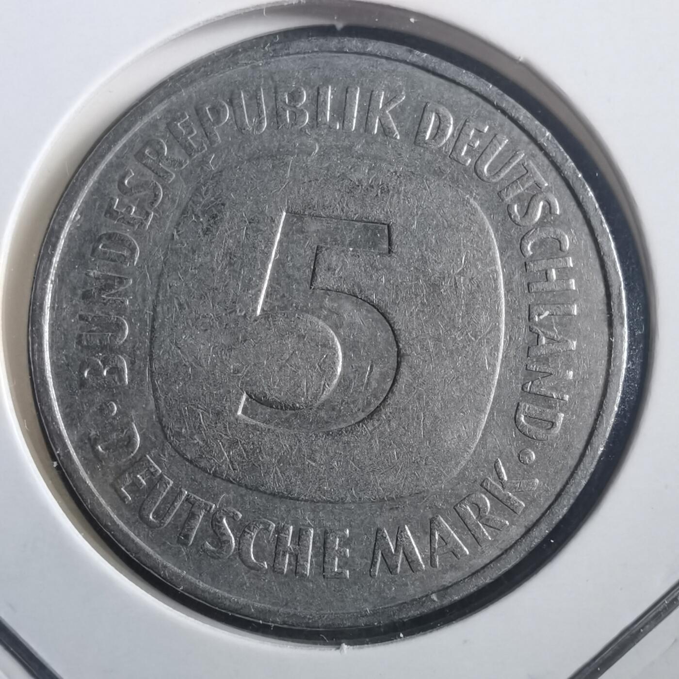 沼泽如烟--第904场 德国1975年5马克