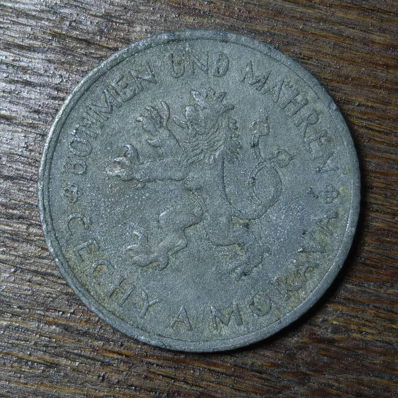 【铜匠收藏】★第132场★散币场，无佣金，30包邮。不满30元，支付5元运费。《接受代拍 代送NGC评级》 德占捷克斯洛伐克(波希米亚与摩拉维亚)1942年 1克朗 锌币