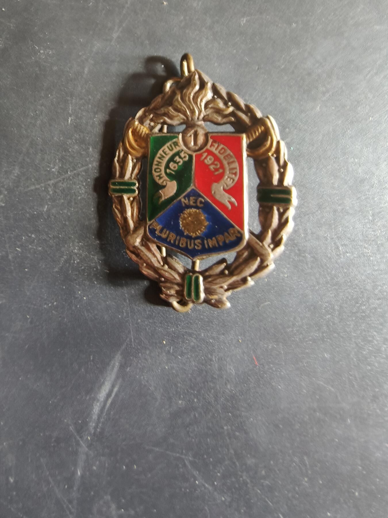 老王徽章第163期 13-15日三场连拍 16日统一发货  13、14日结束后可寄存 法国证章