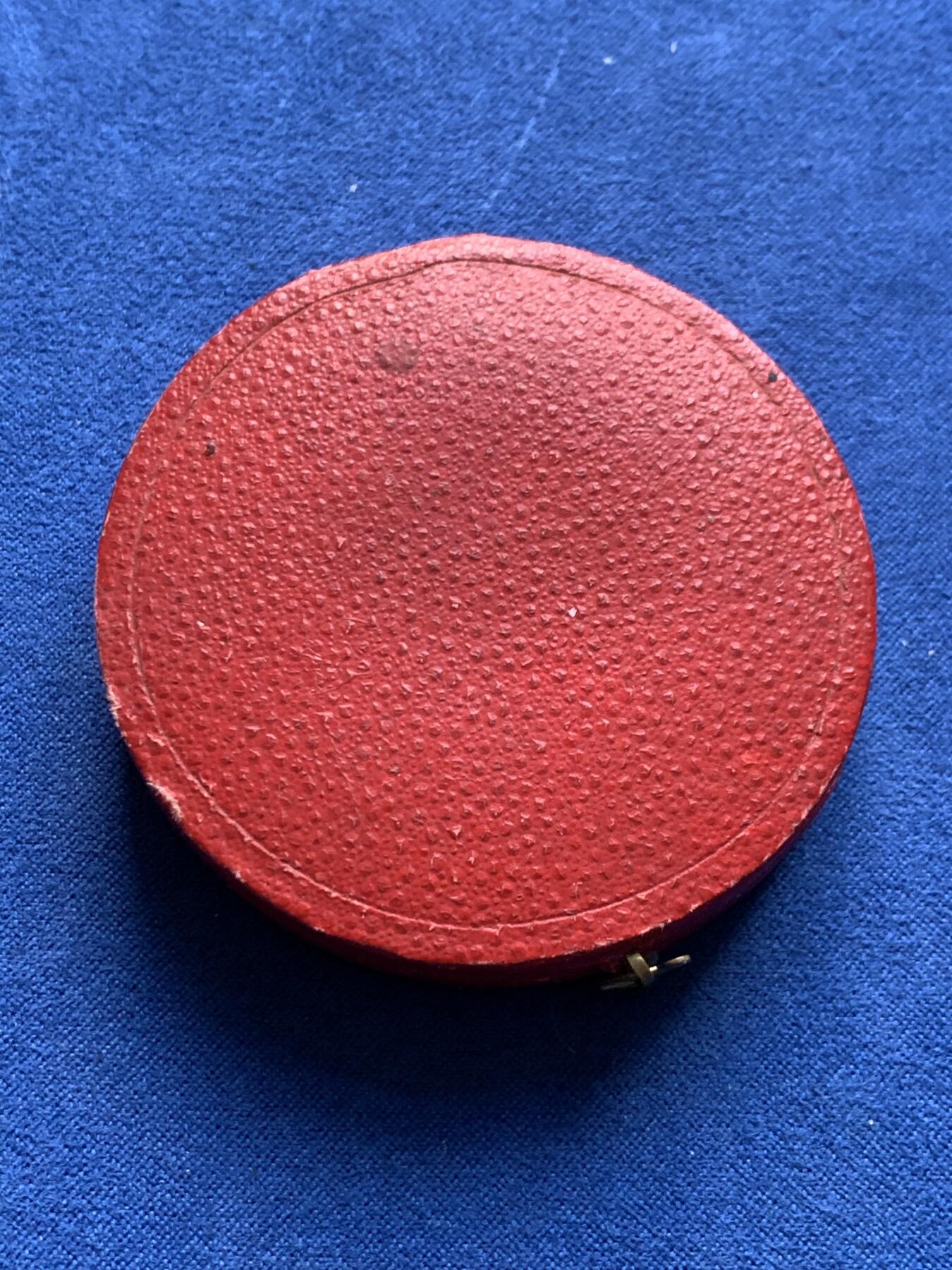 《竞宝斋》第438场 周日，周一，周二 3场连拍 （全场包邮） 法国园艺协会大银章 丰饶角银标 60.7克 50.5mm 带盒