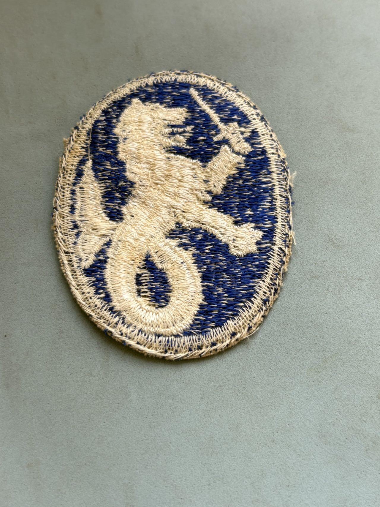 盛世勋华——号角文化勋章邮票专场拍卖第288期 美国陆军菲律宾部（Philippine Department）臂章（早期版本），该臂章于1922年7月8日正式批准使用，属于二战前美国驻菲律宾的陆军指挥单位标识；其下辖部队包括菲律宾师（另有独立臂章）、菲律宾侦察兵部队等，总兵力约2.2万人（1941年）