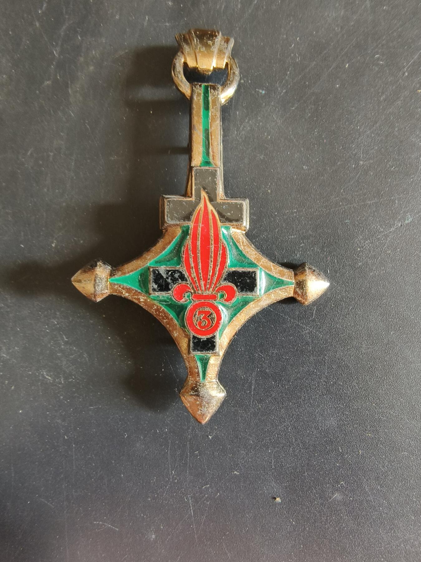 老王徽章第163期 13-15日三场连拍 16日统一发货  13、14日结束后可寄存 法国证章